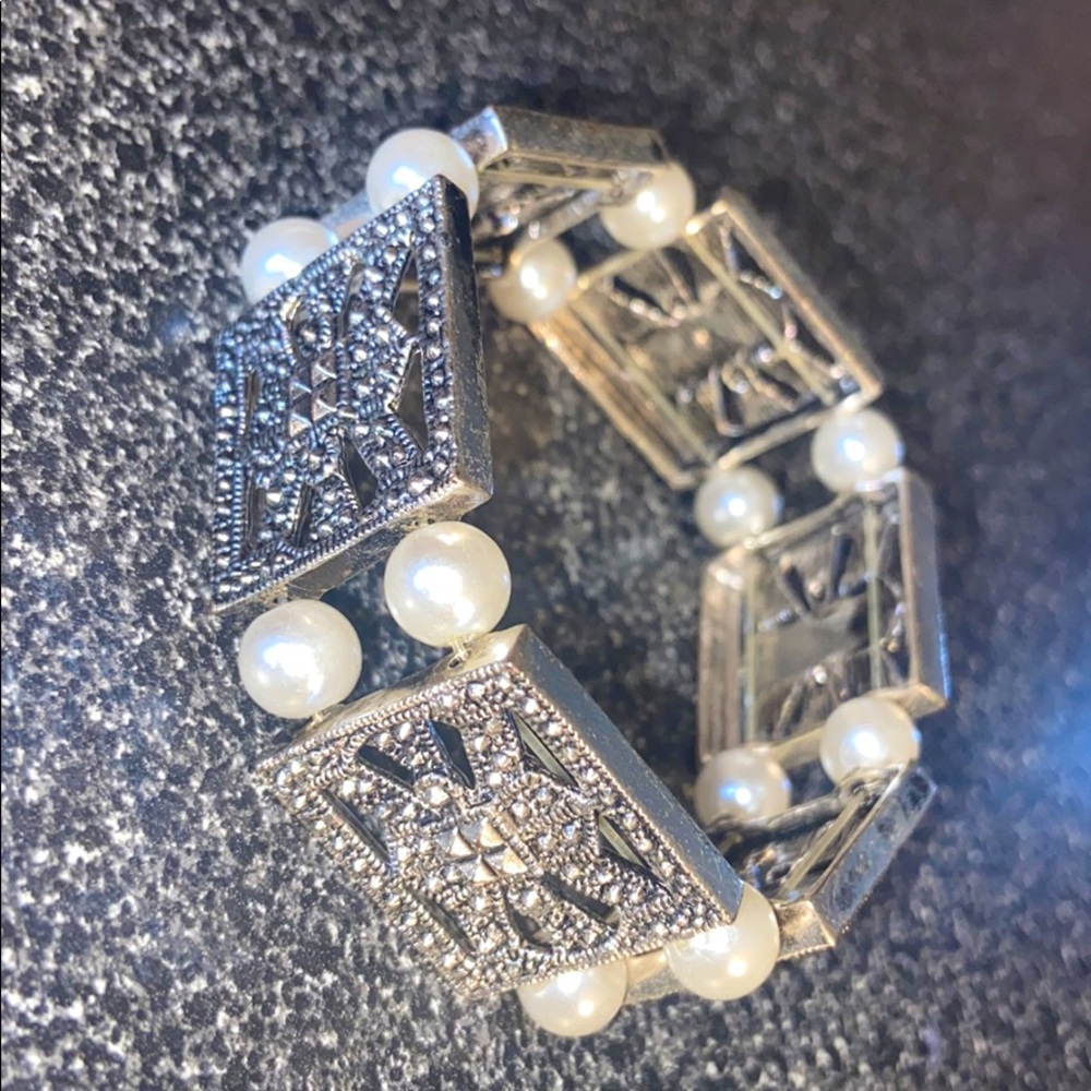 Cuff bracelet